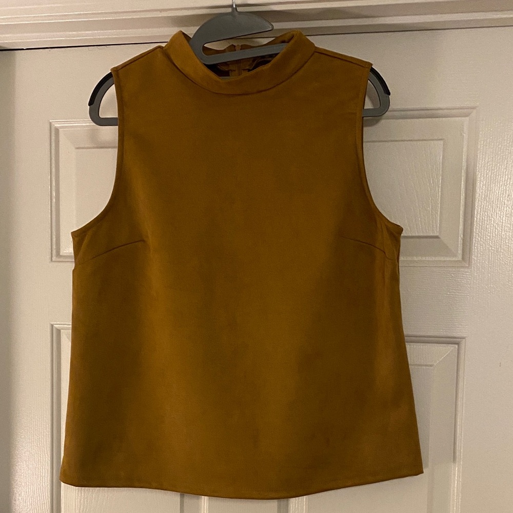 T Tahari Mustard Sleeveless Tank Top